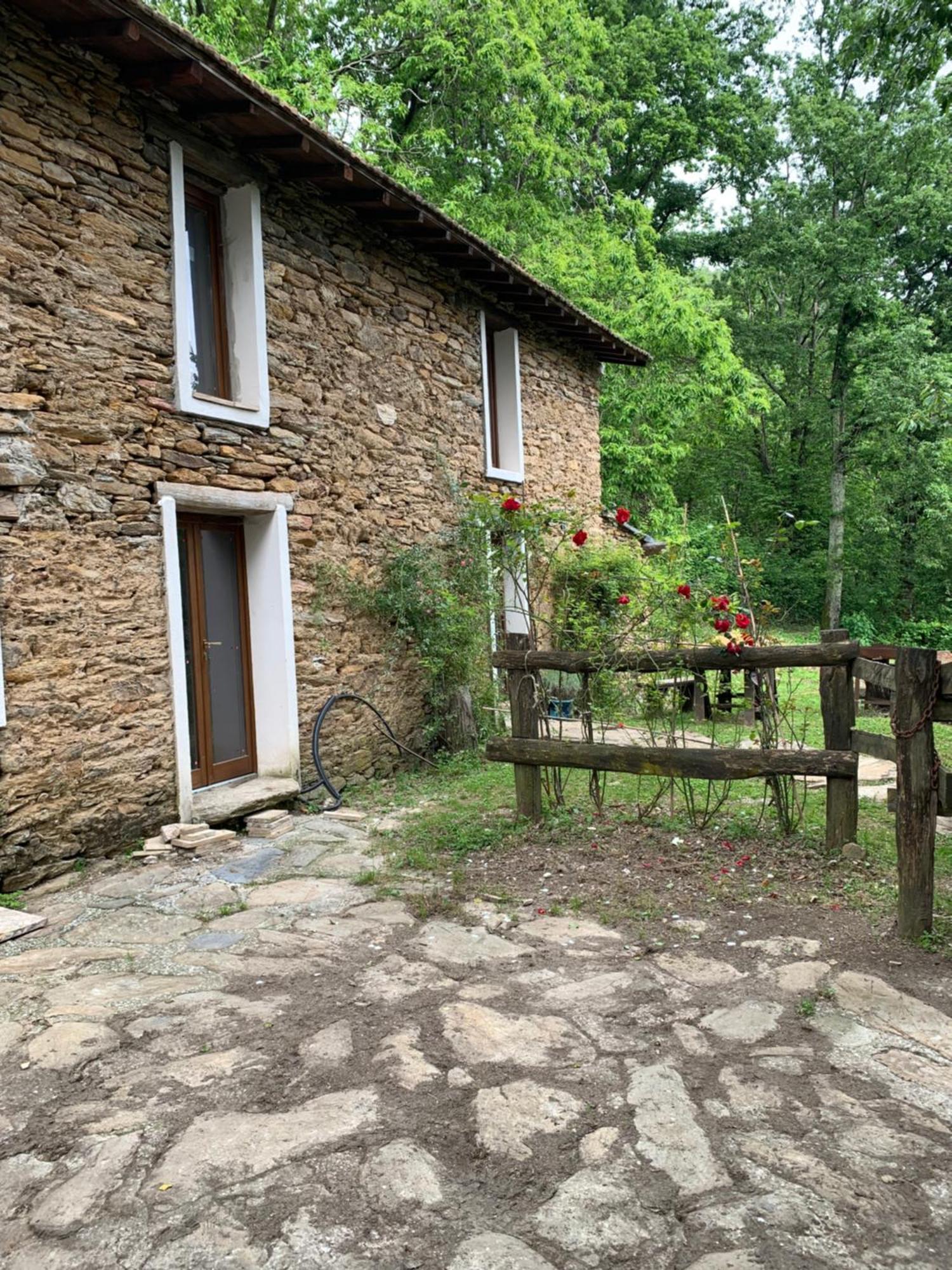 Centro Trekking A Cavallo Monte Brugiana Guest House Massa  Luaran gambar